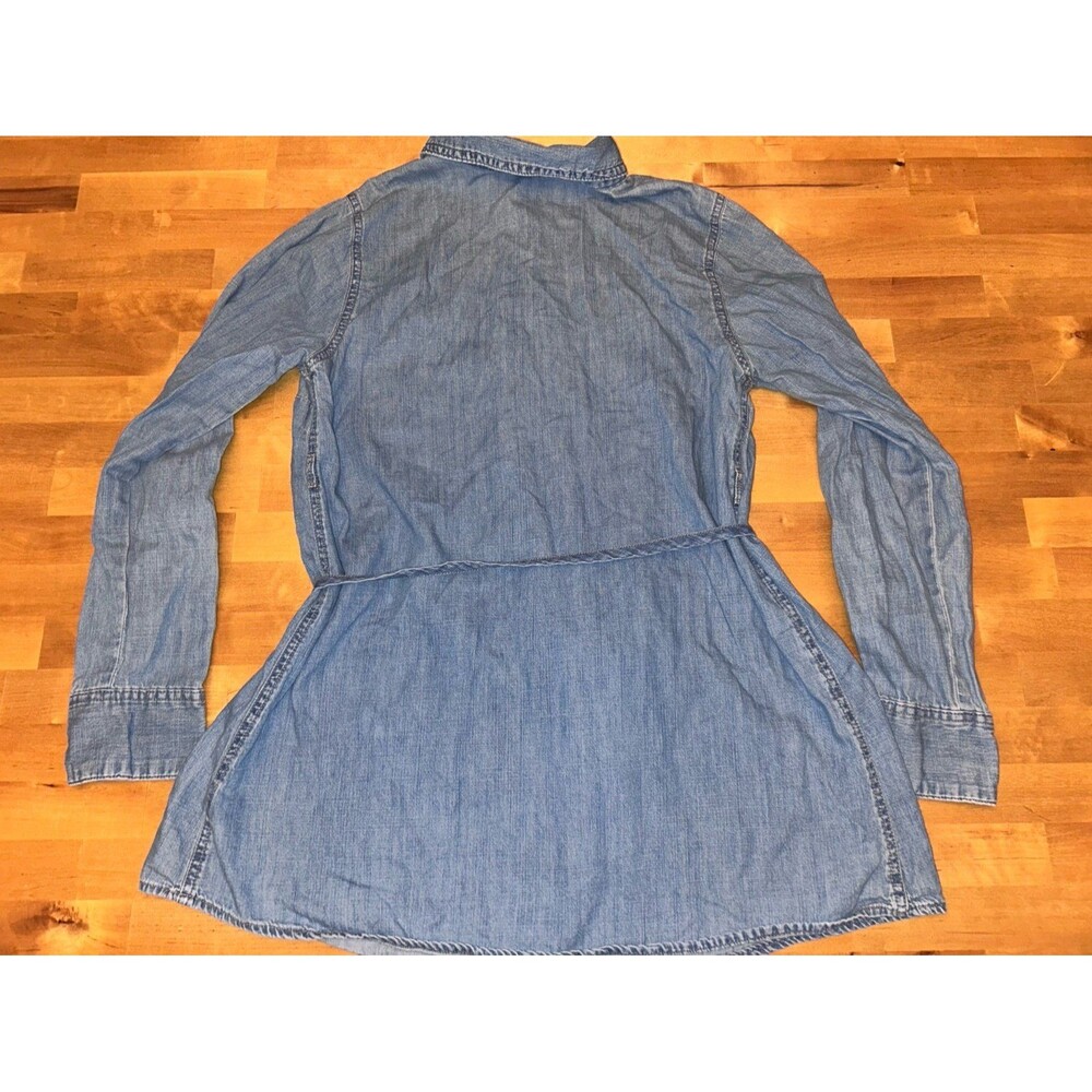 Women’s Liz Lange Maternity Demin Long Sleeve Tunic Top with Tie Size Medium - Picture 2 of 4